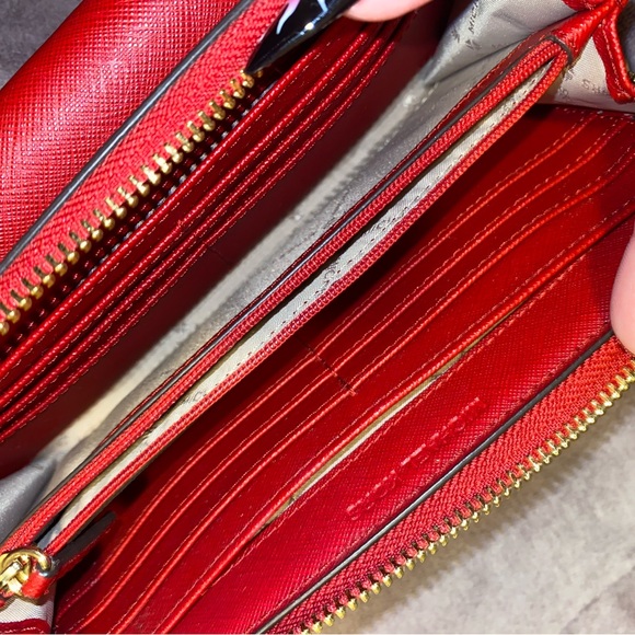 Michael Kors Red and Tan Shoulder Bag - Picture 2 of 4